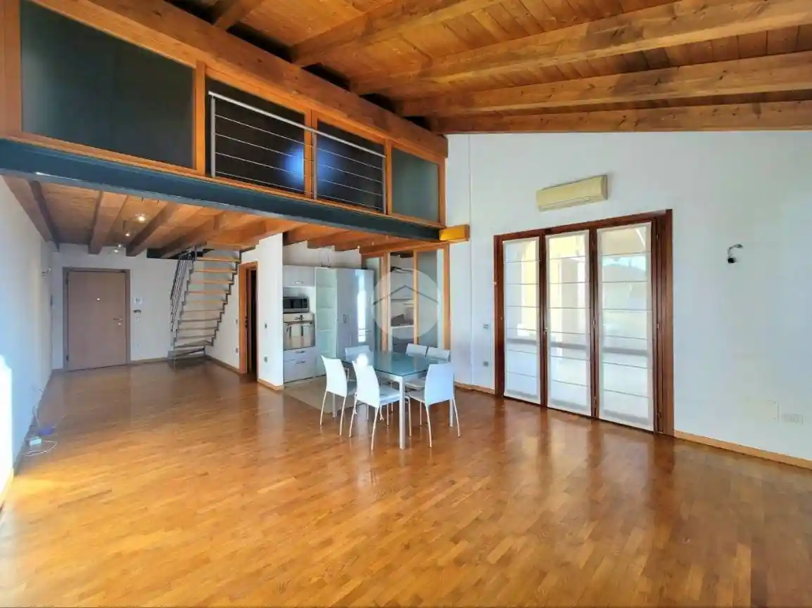 Attico - Mansarda in vendita a Castelnuovo del Garda