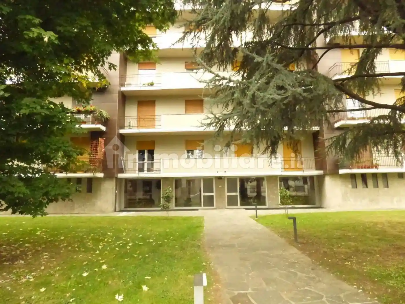 Appartamento in vendita a Novara