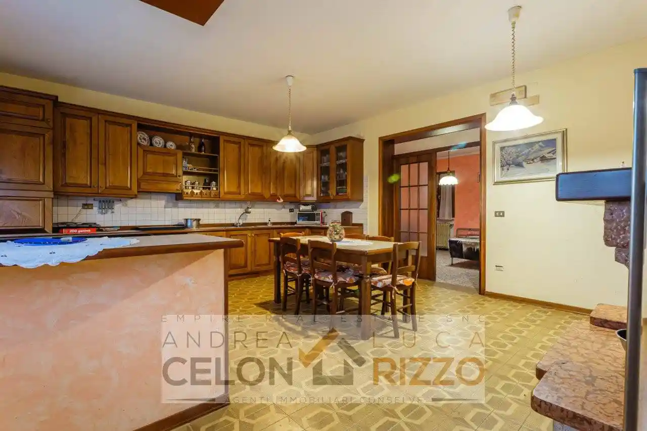 Casa indipendente in vendita a Agna