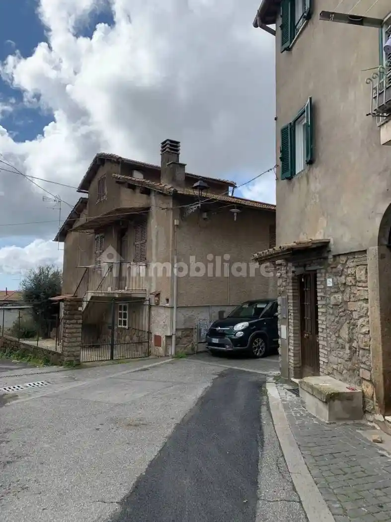 Villa in vendita a Manziana