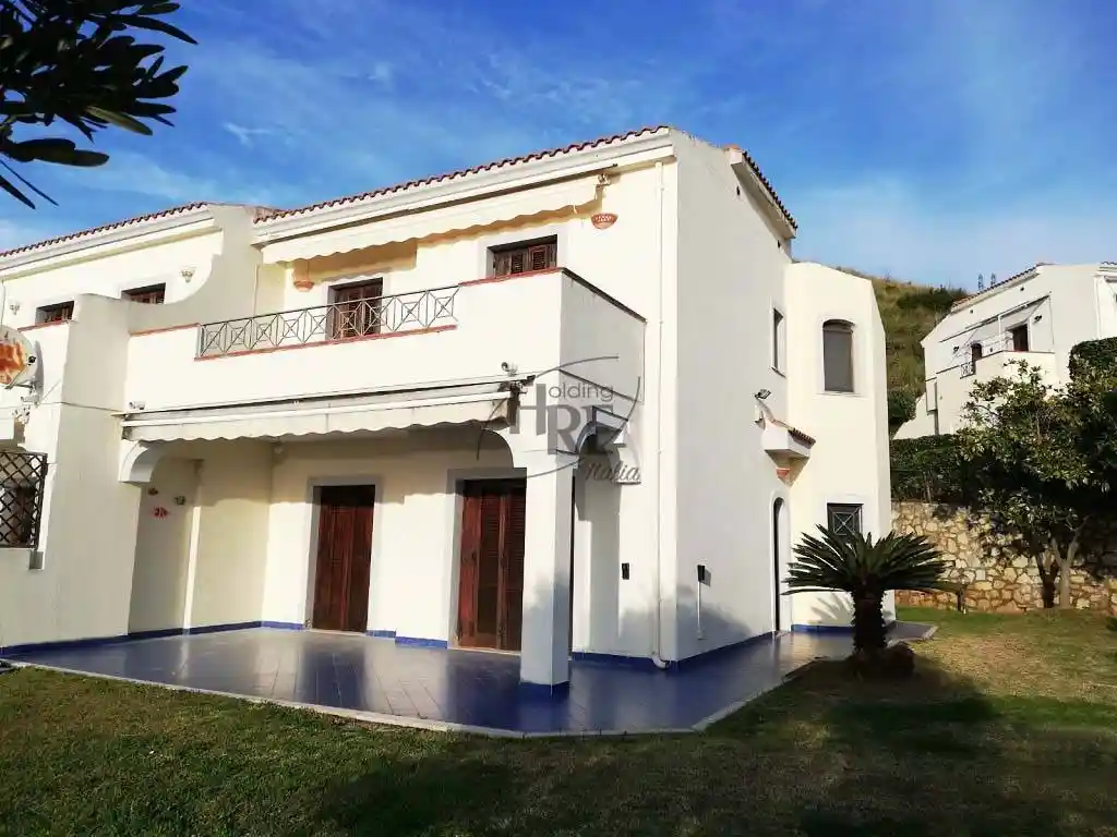 Villa in vendita a Bonifati