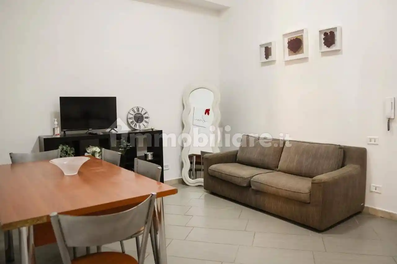 Appartamento in affitto a Napoli
