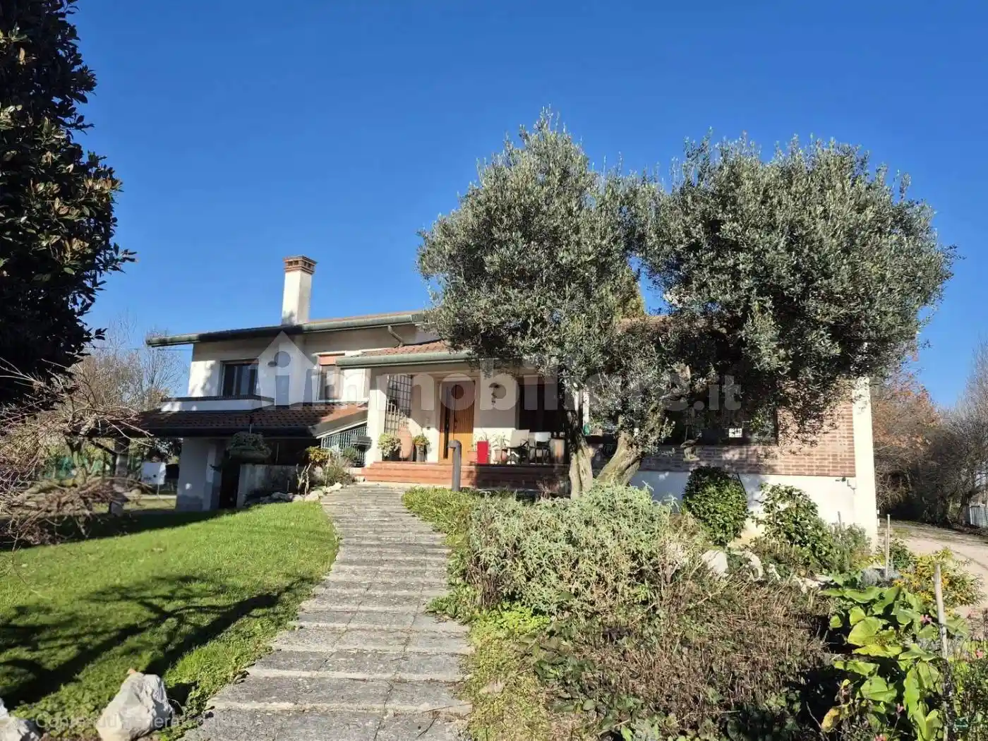Villa in vendita a Massanzago