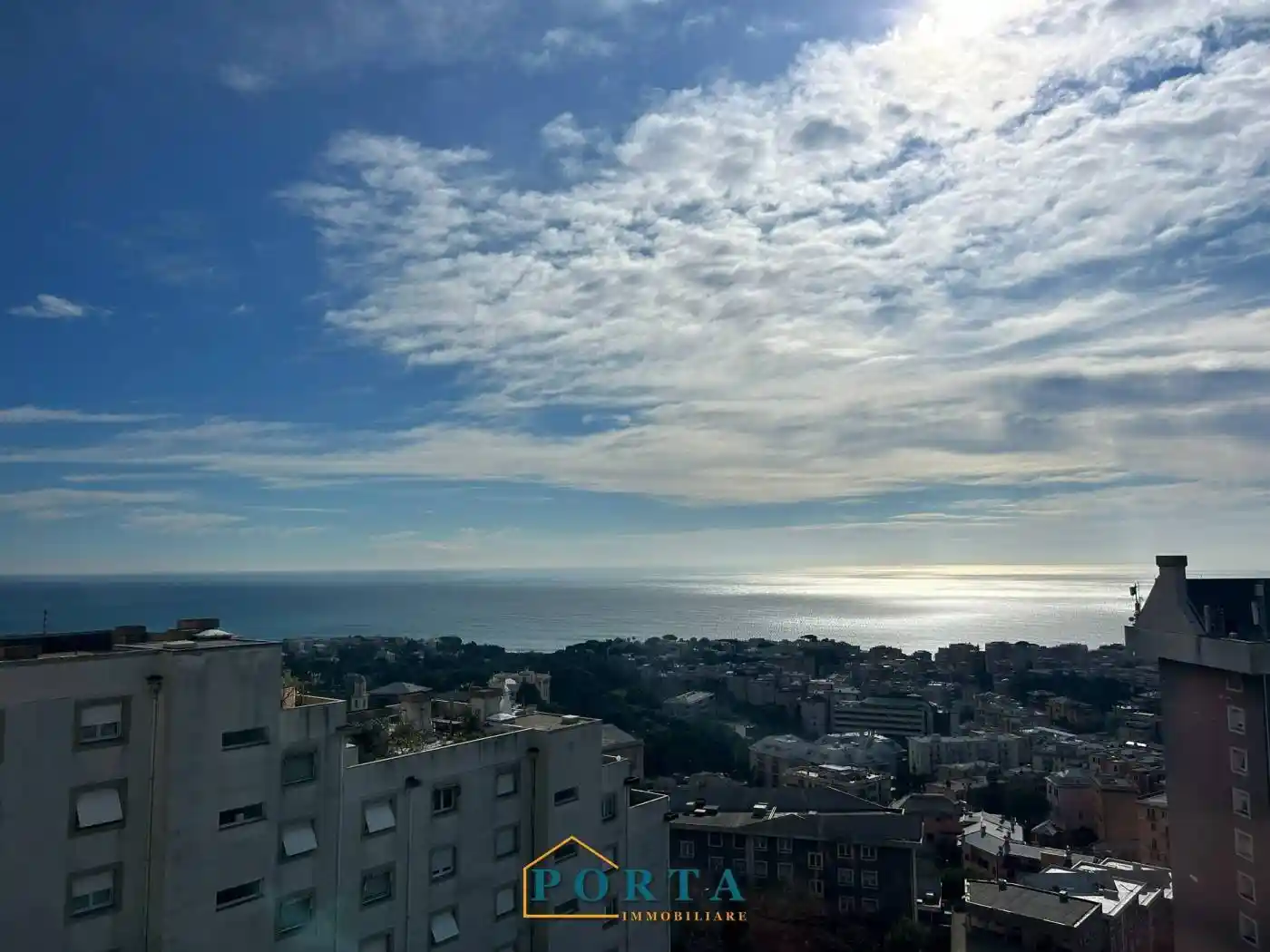 Appartamento in vendita a Genova