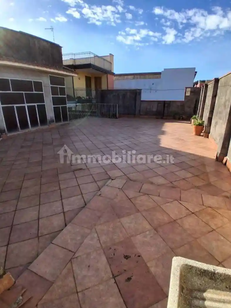 Villa in vendita a Fiumefreddo di Sicilia