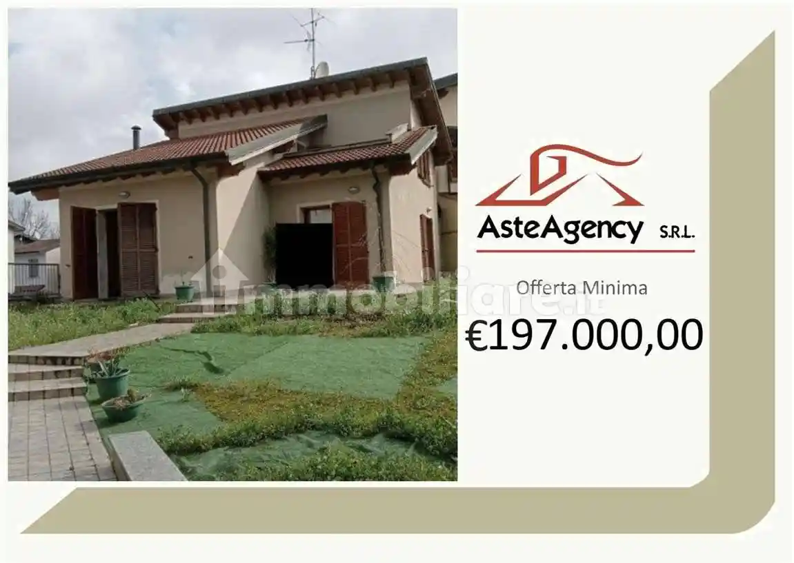 Villa in vendita a Castelleone