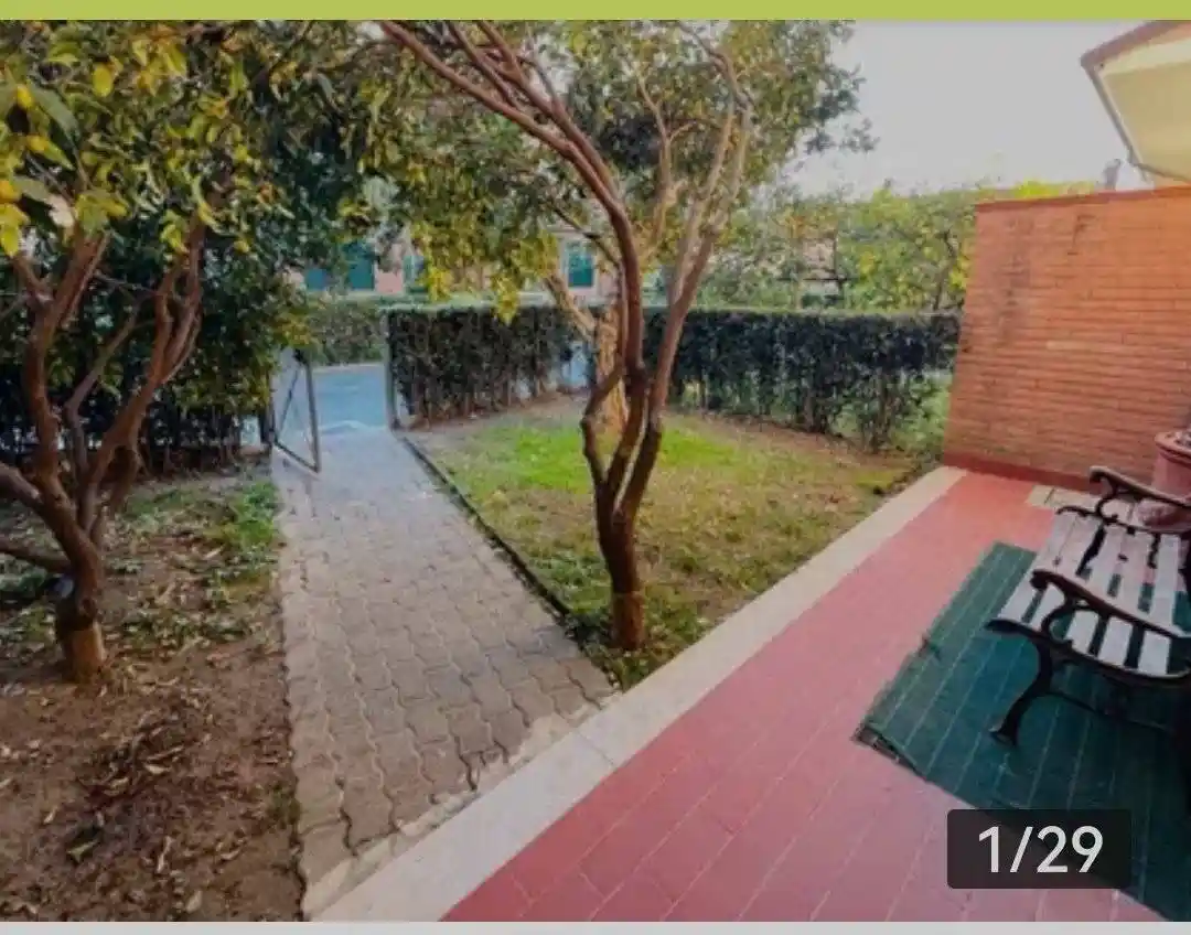 Villetta a schiera in vendita a Massa