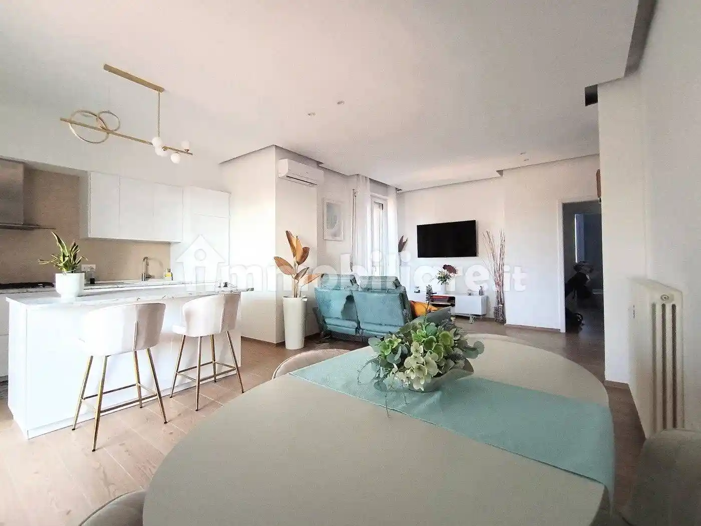 Appartamento in vendita a Modena