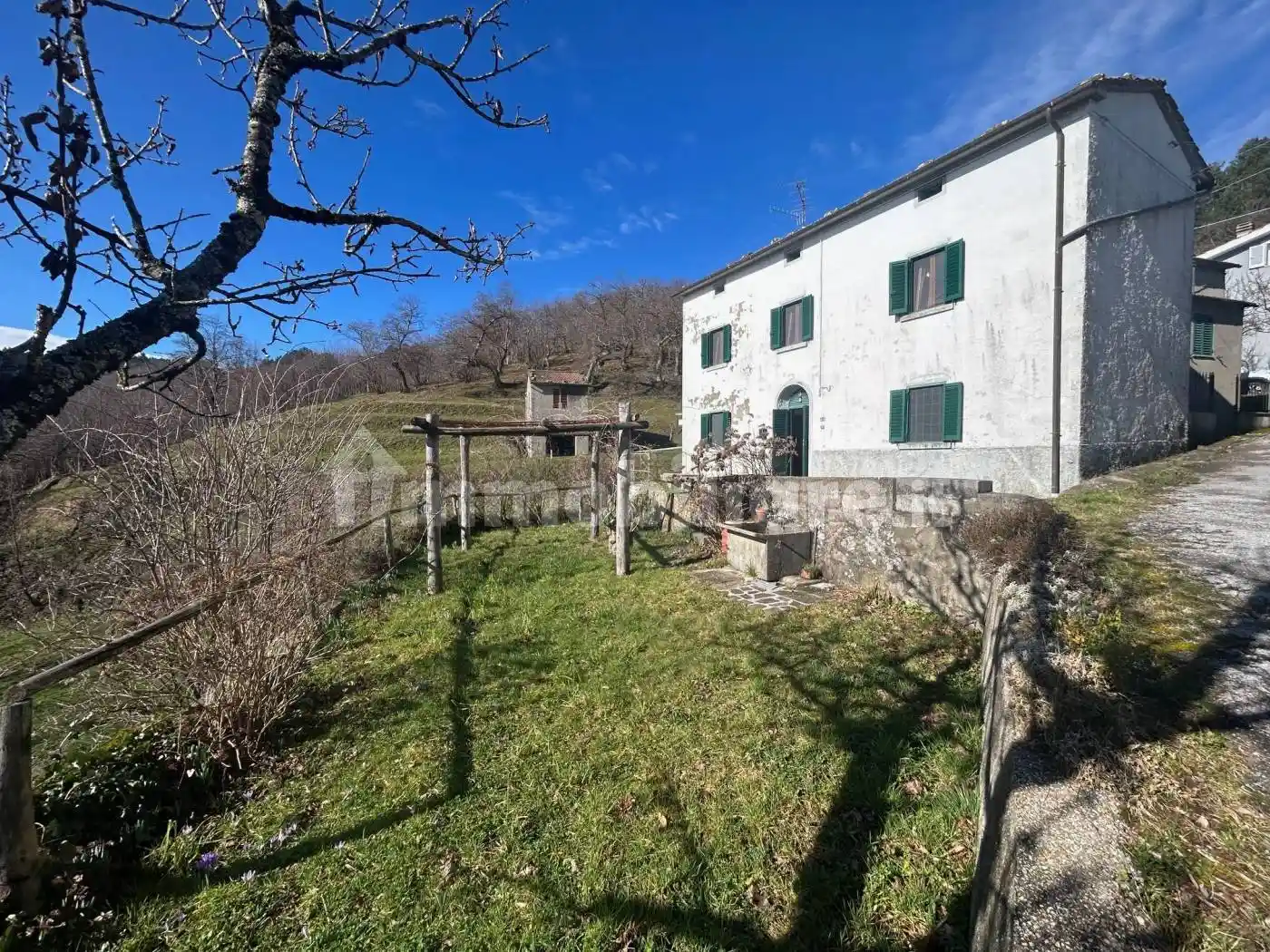 Casa indipendente in vendita a Marliana