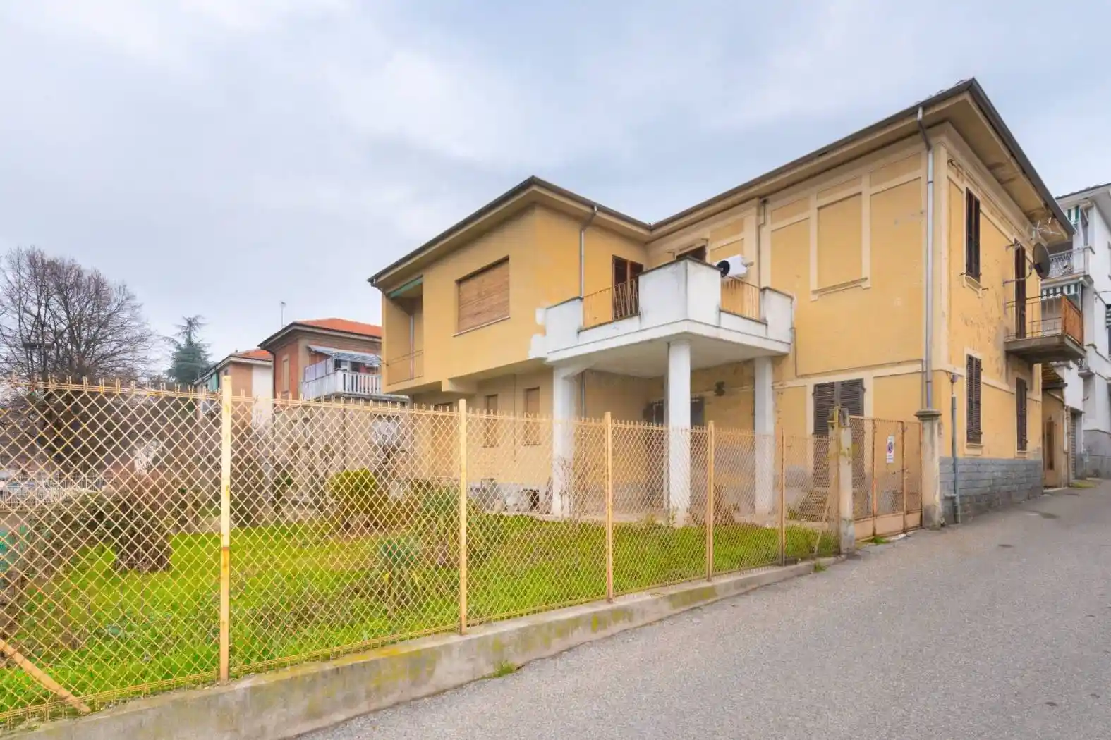 Casa indipendente in vendita a Valenza