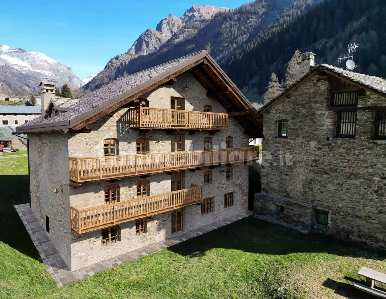 Appartamento in vendita a Gressoney-Saint-Jean