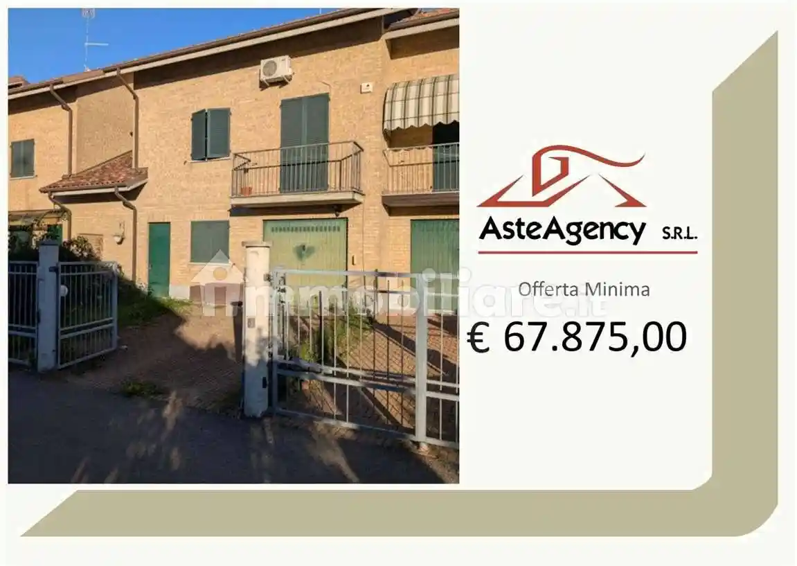 Villetta a schiera in vendita a Voghera