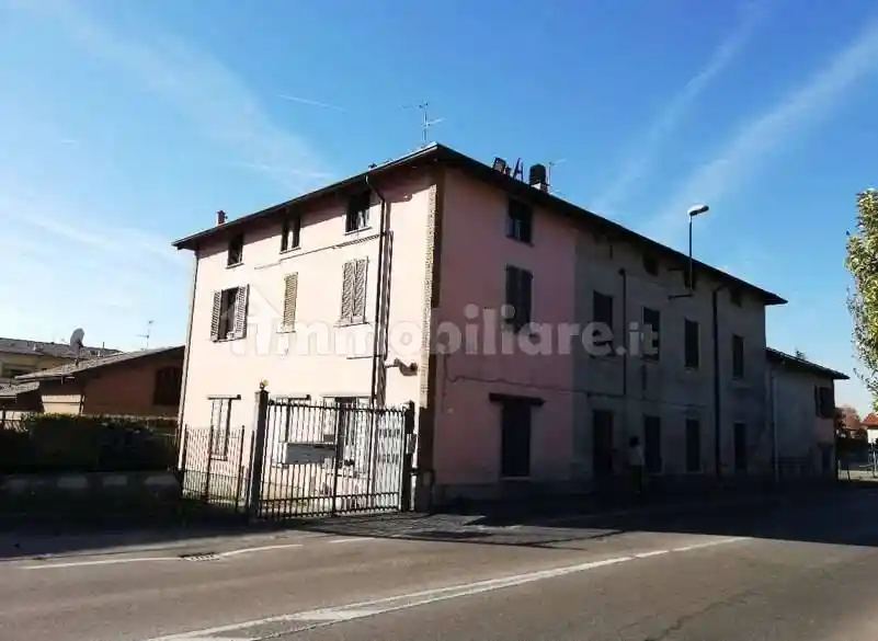 Appartamento in vendita a Besana in Brianza