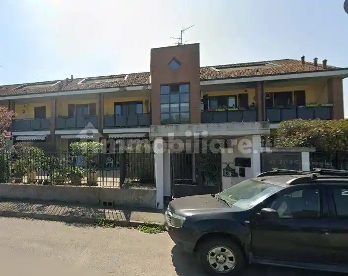 Appartamento in vendita a Battuda