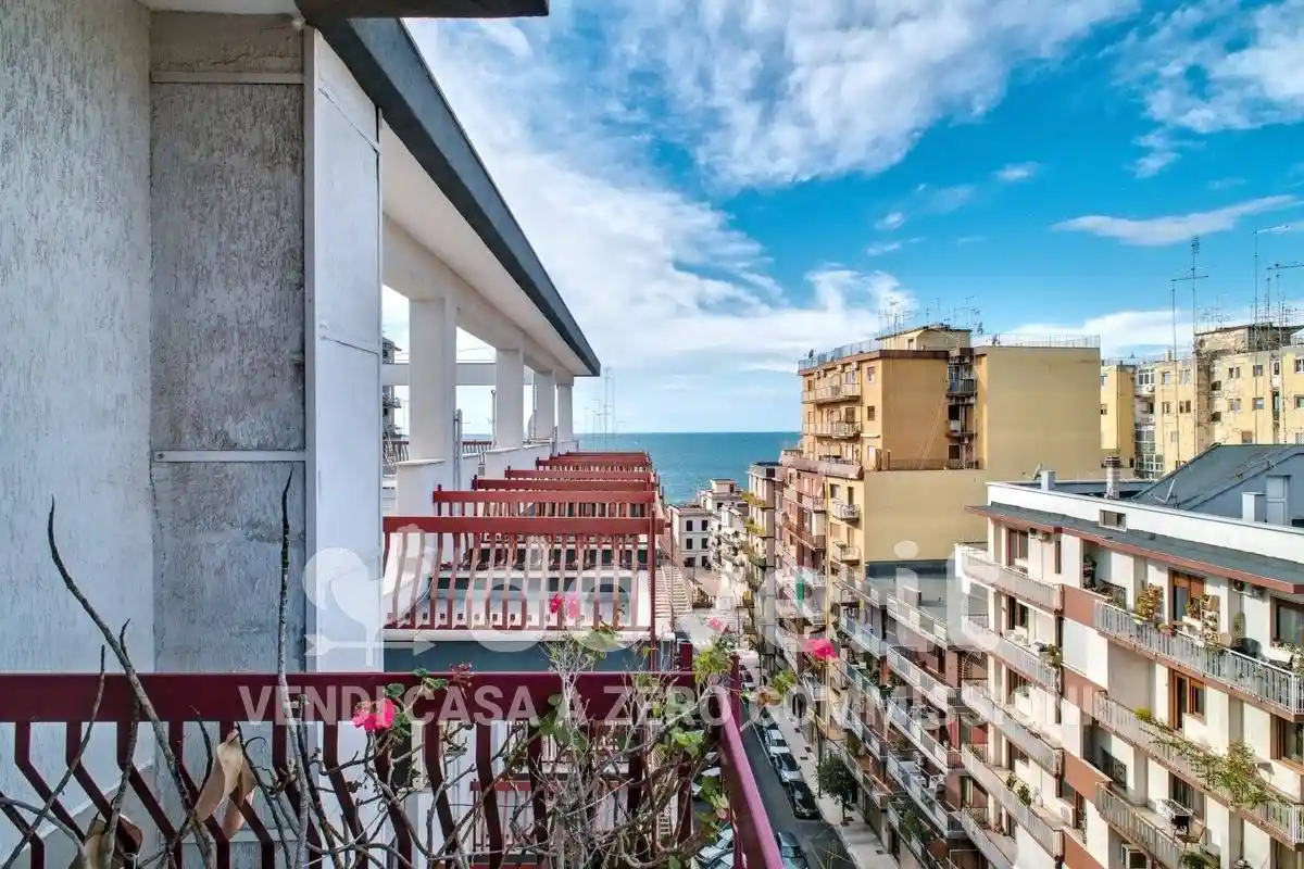 Appartamento in vendita a Taranto