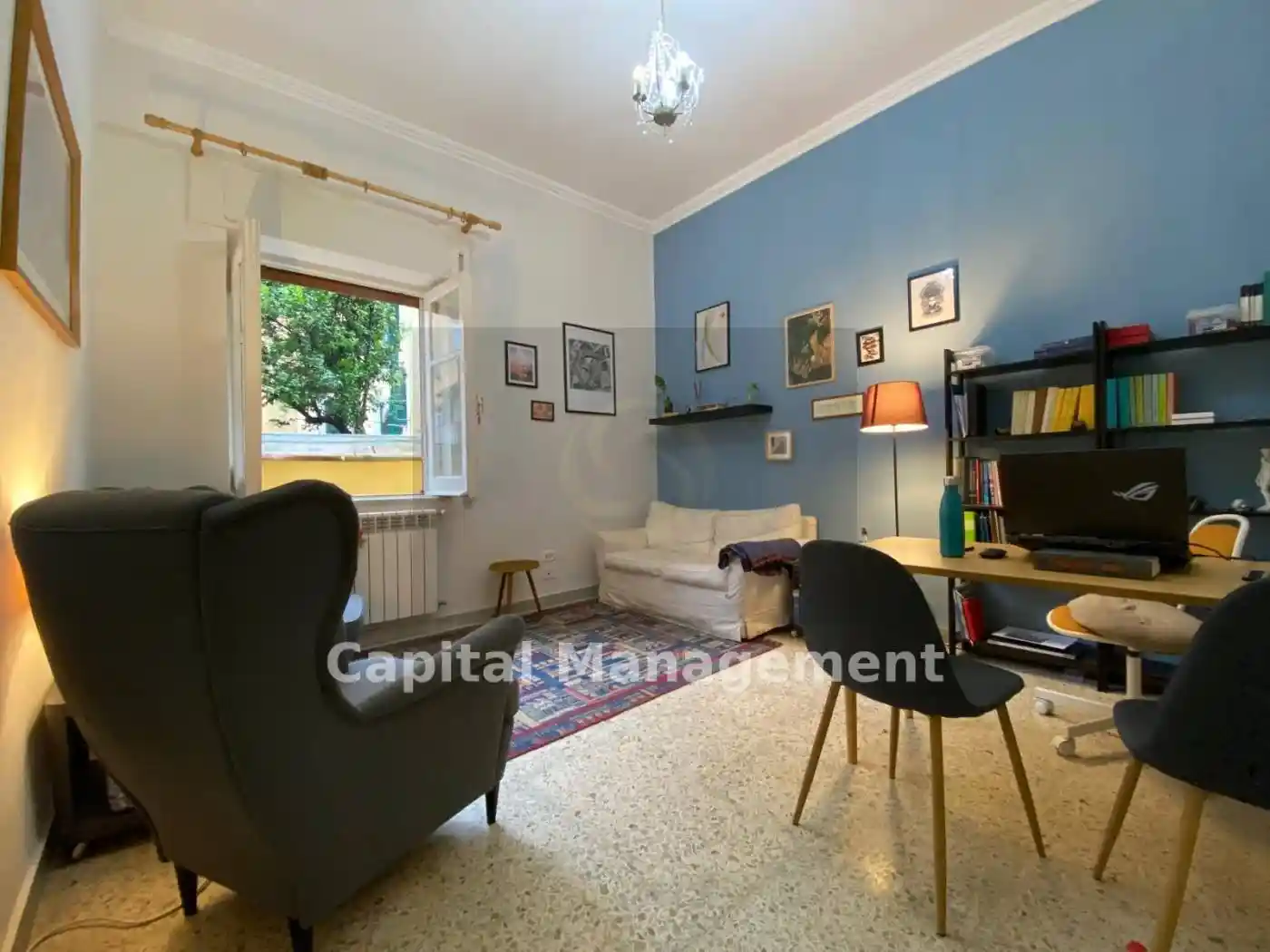 Appartamento in vendita a Napoli