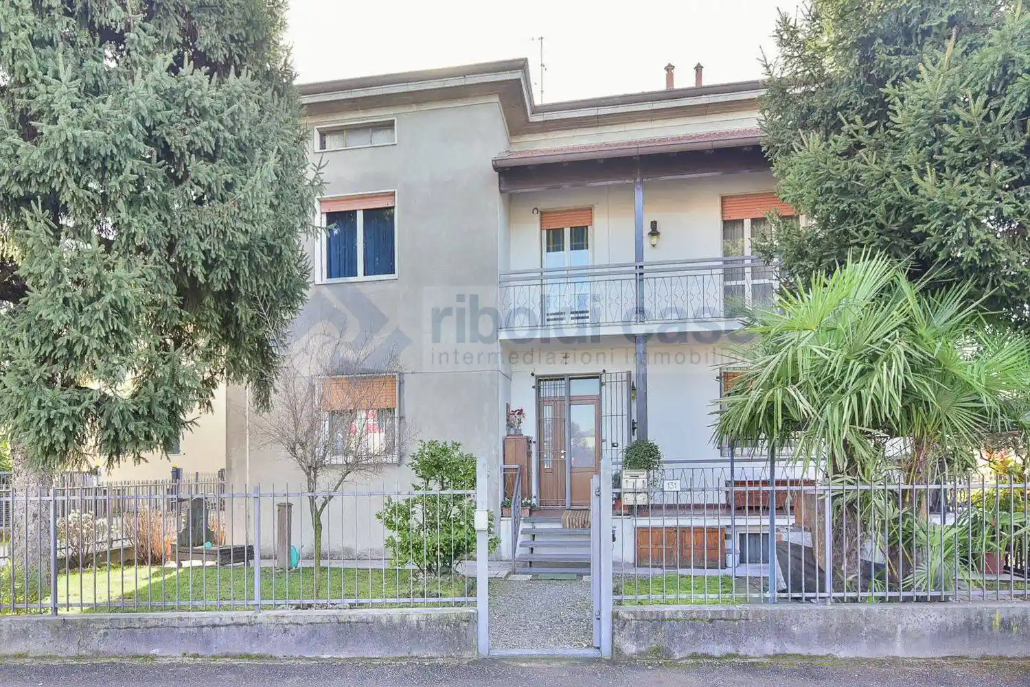 Appartamento in vendita a Verano Brianza