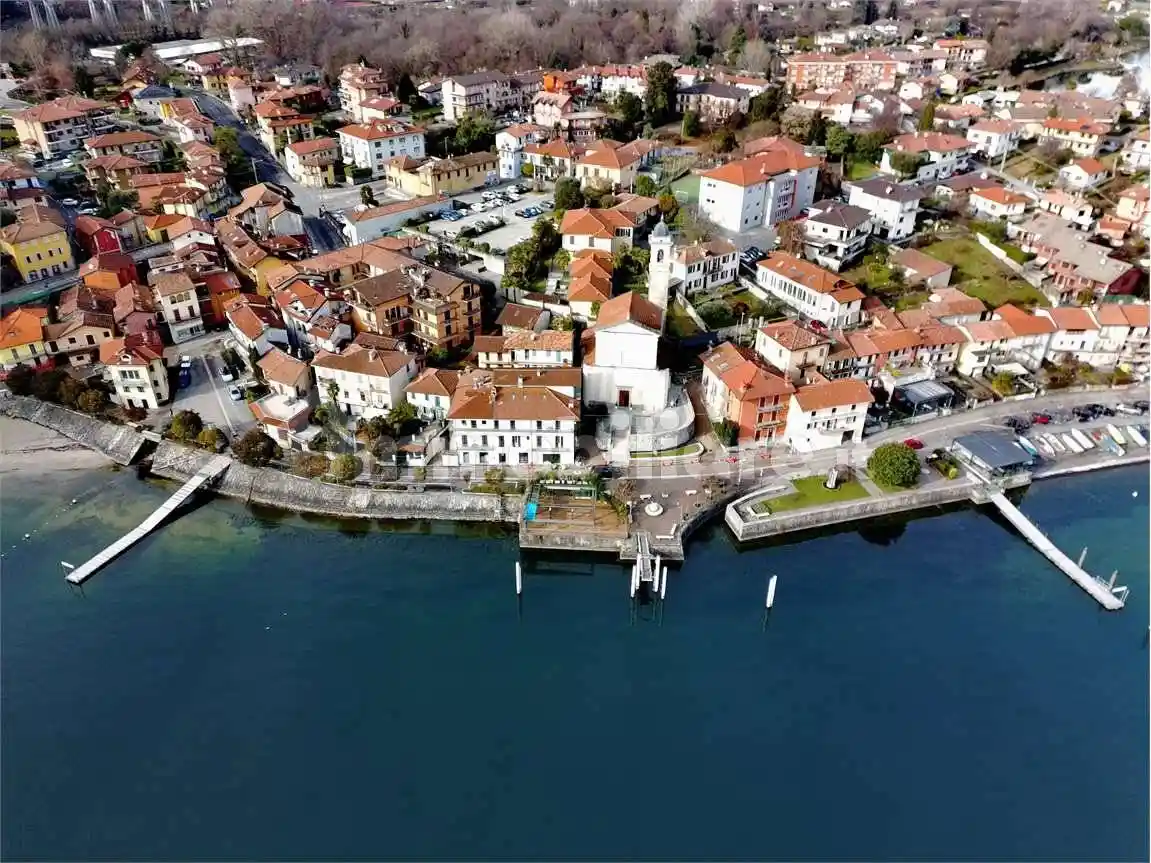 Appartamento in vendita a Baveno