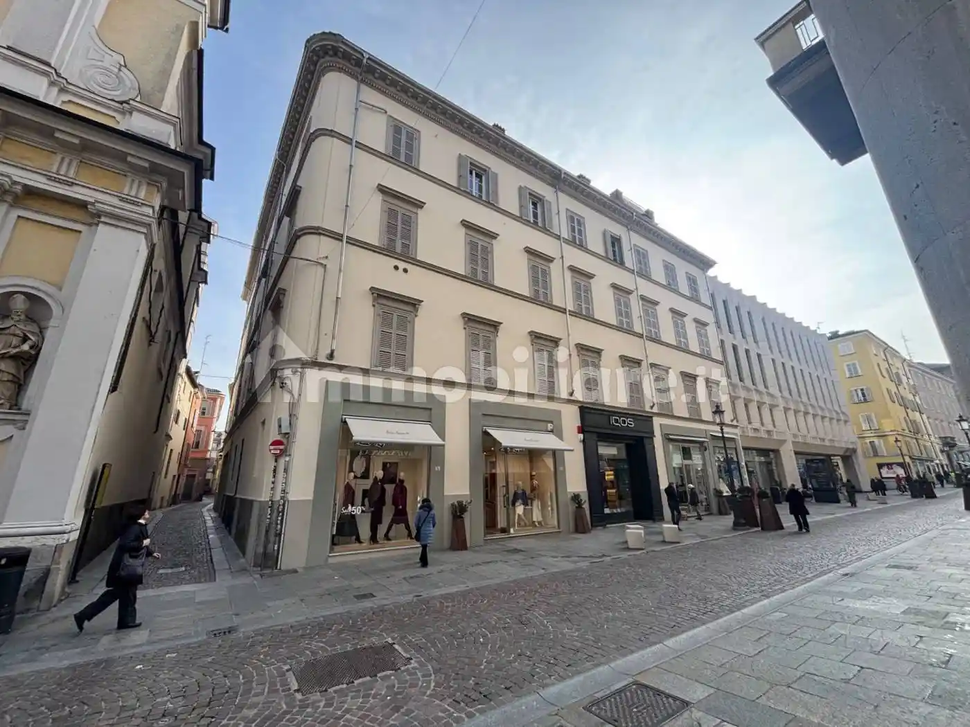 Appartamento in vendita a Parma