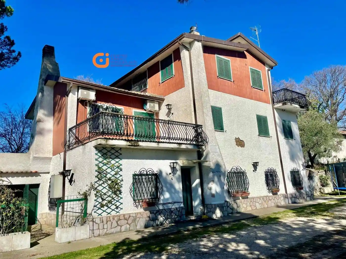 Casa indipendente in vendita a Fara in Sabina