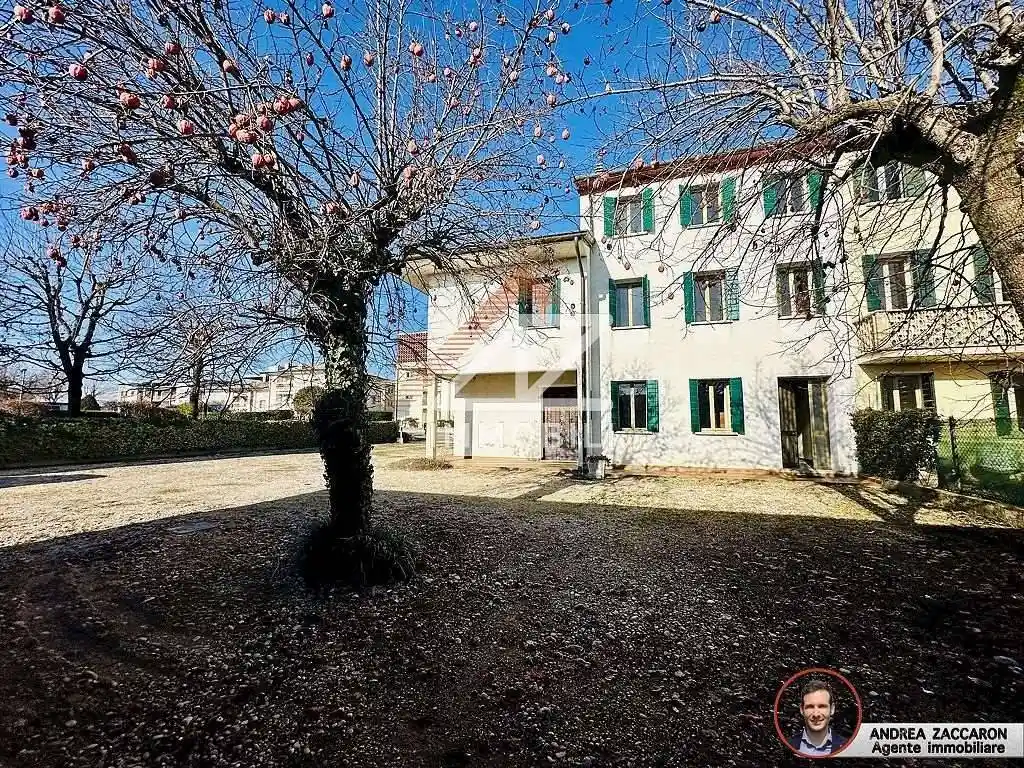 Casa indipendente in vendita a Pieve di Soligo