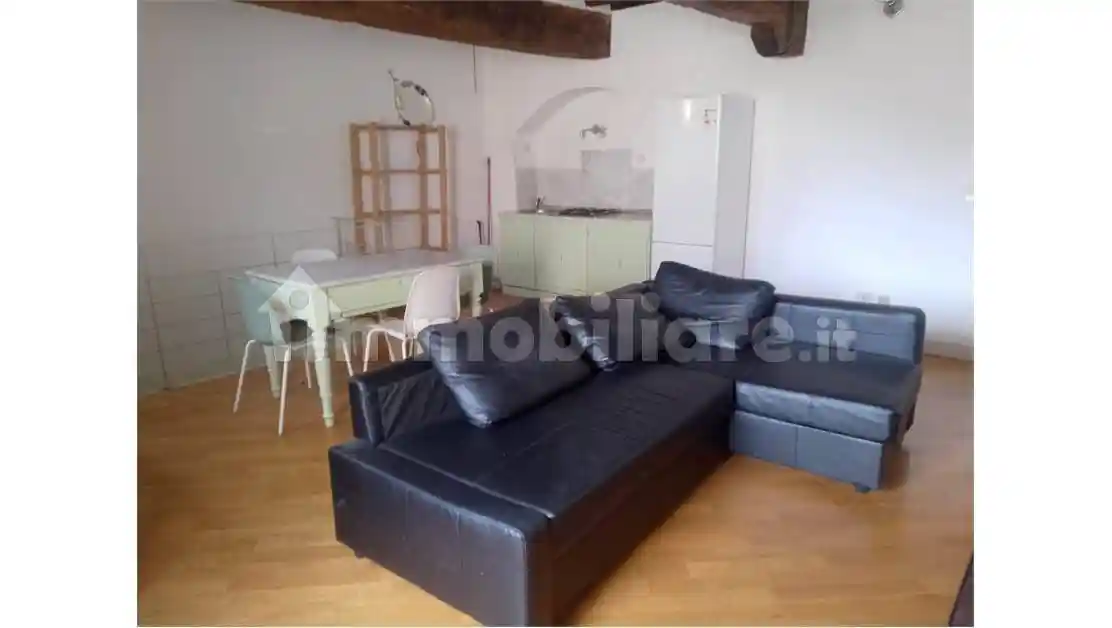 Palazzo - Edificio in vendita a Città di Castello