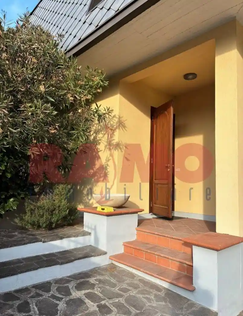 Villa in affitto a Arese