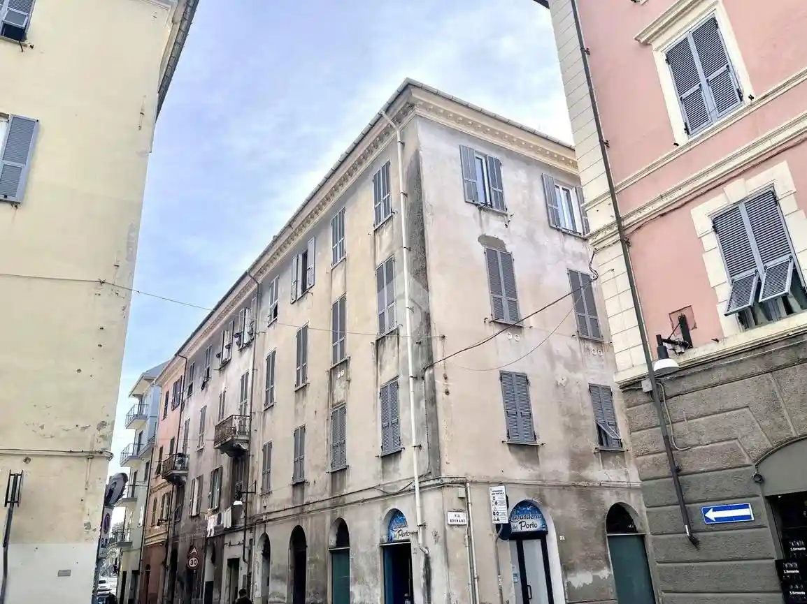 Appartamento in vendita a Imperia