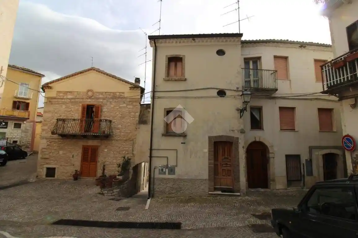 Casa indipendente in vendita a Mirabello Sannitico