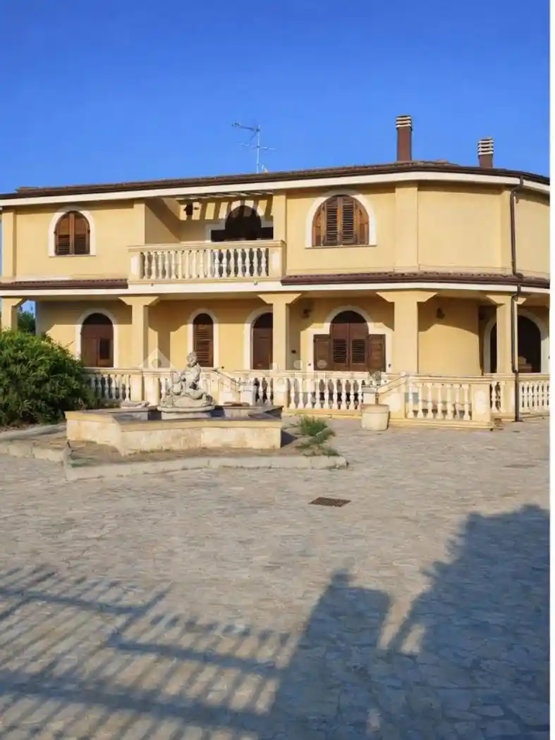Villa in vendita a Crotone