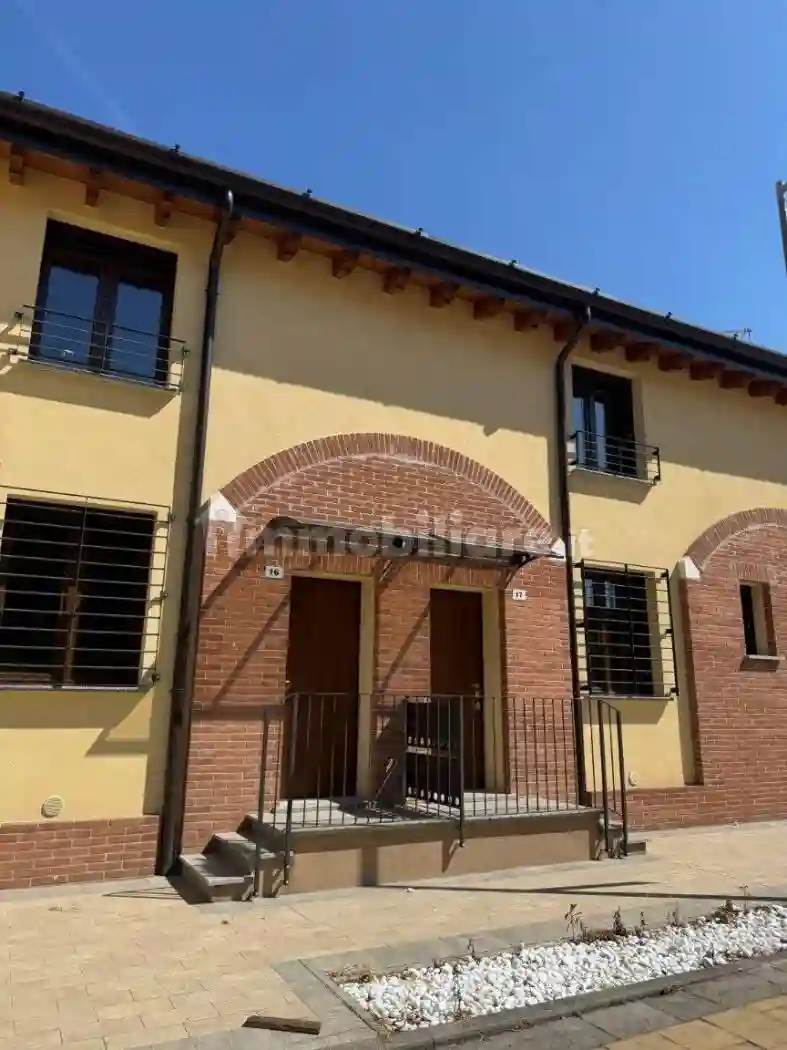 Villetta a schiera - foto 2