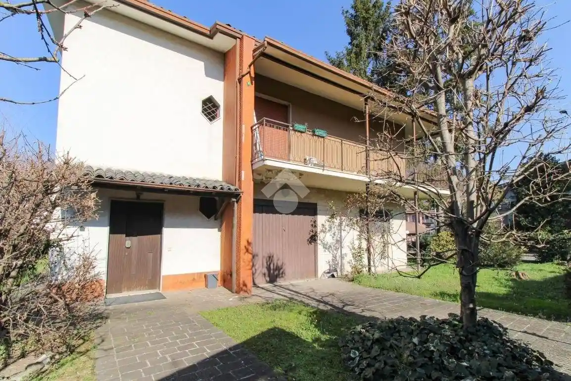 Villa in vendita a Villanuova sul Clisi