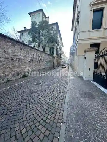 Attico - Mansarda in affitto a Treviso