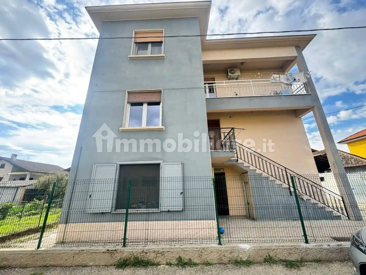 Appartamento in vendita a Gambolò