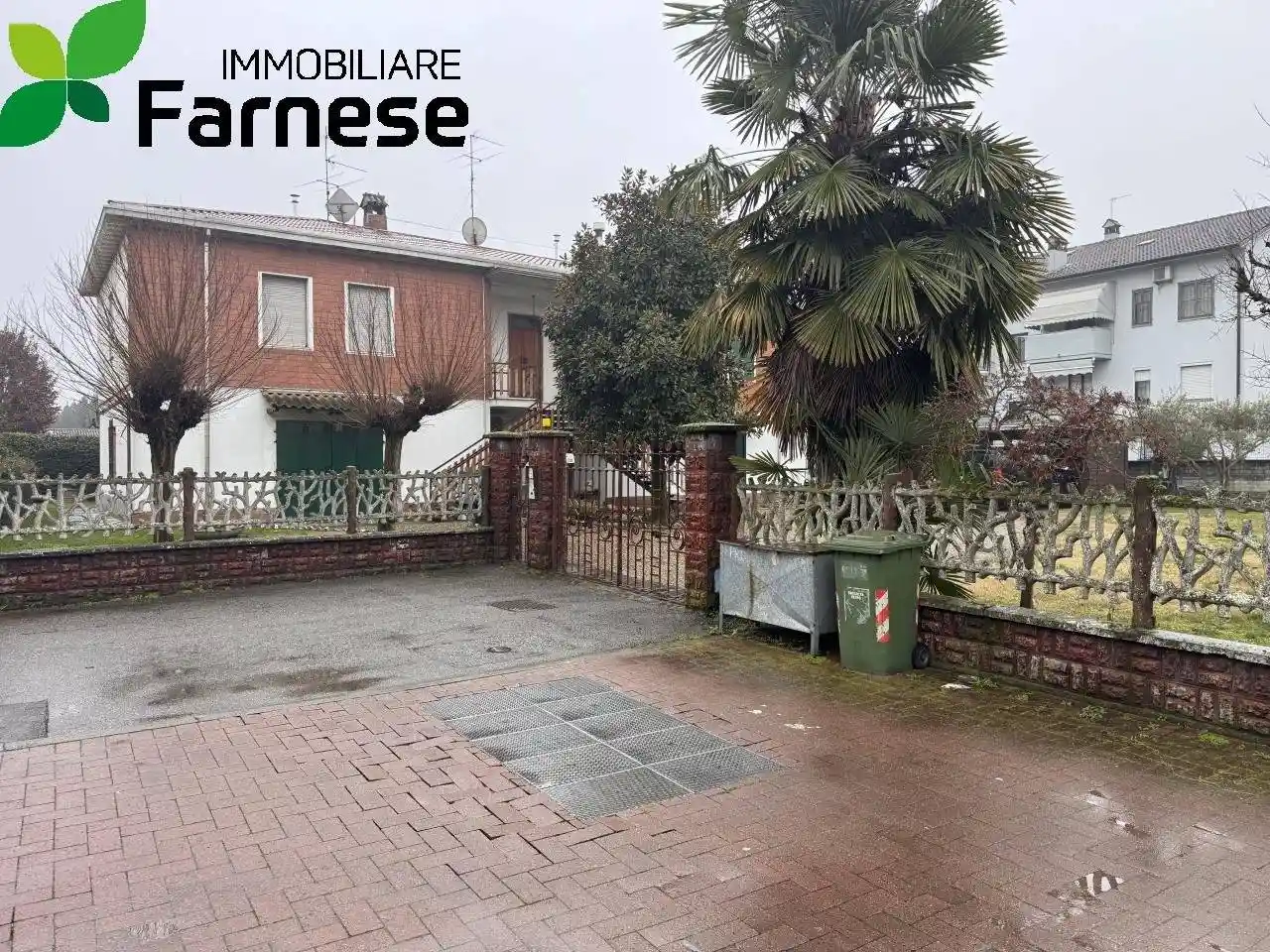 Villa in vendita a San Rocco al Porto