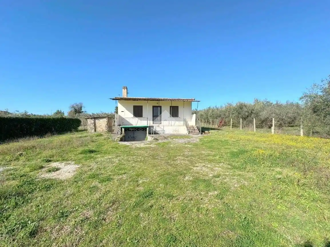Casa indipendente in vendita a Velletri