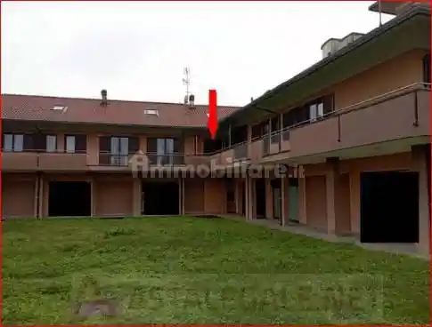 Appartamento in vendita a Caronno Pertusella