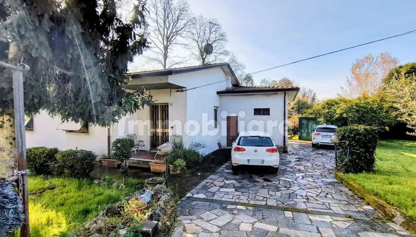 Villa in vendita a Castelnuovo Magra