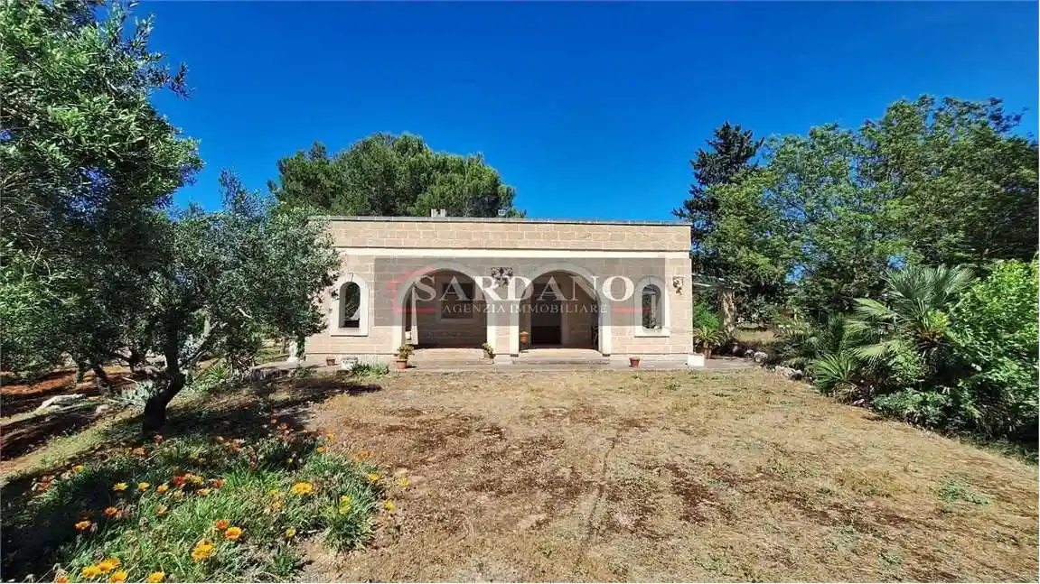 Villa in vendita a San Vito dei Normanni