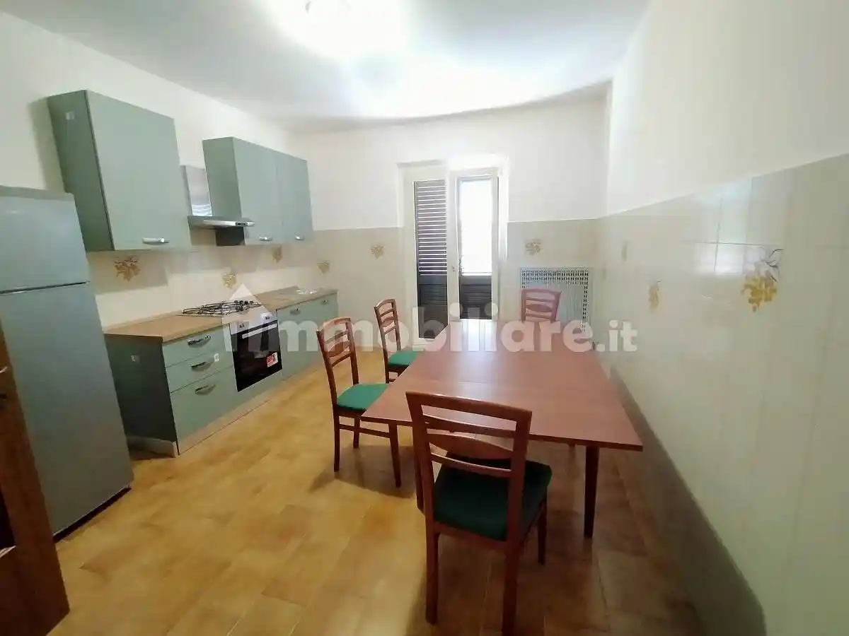 Appartamento in affitto a Falconara Marittima