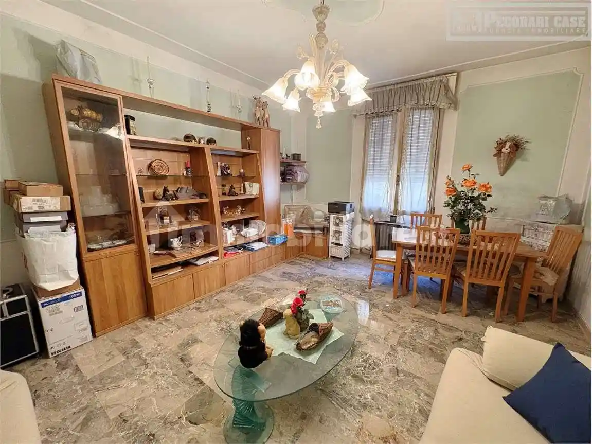 Appartamento in vendita a Modena