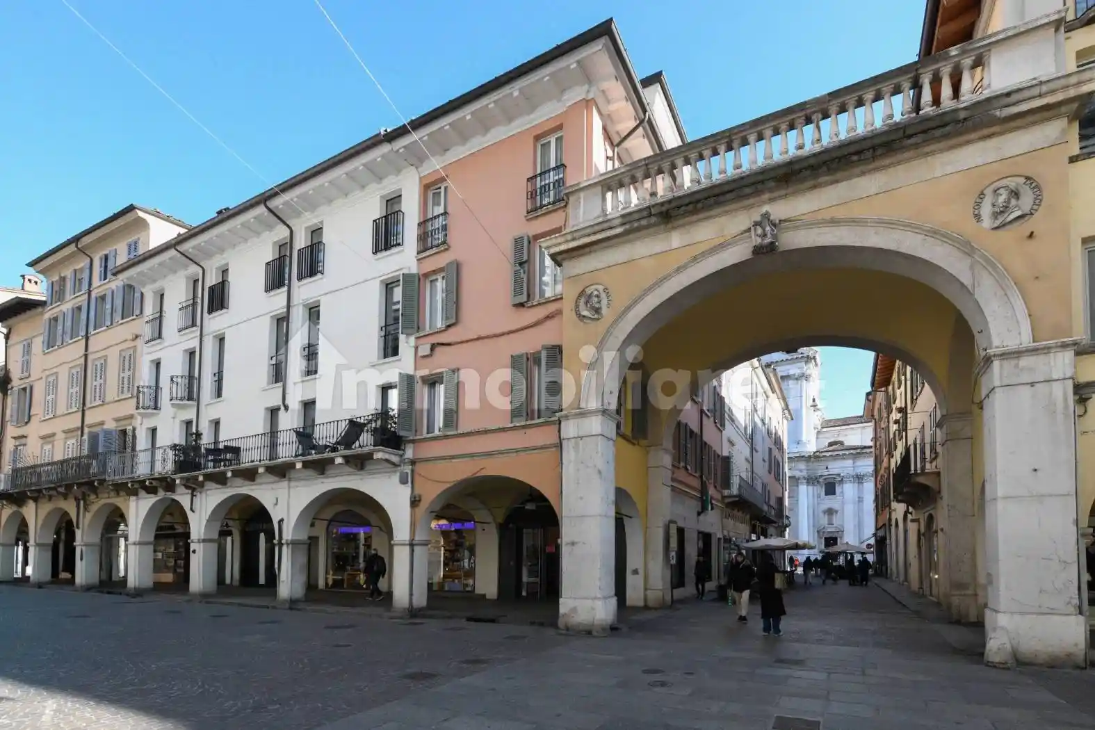 Palazzo - Edificio in vendita a Brescia