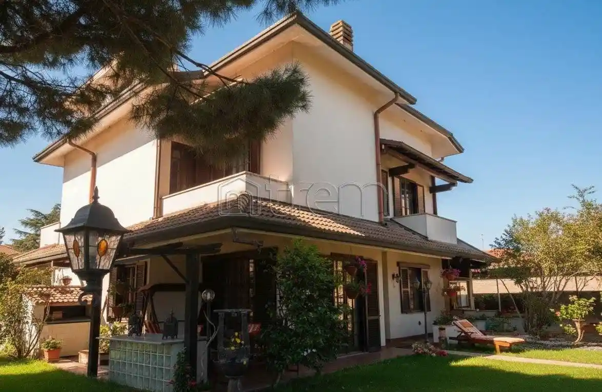 Villa in vendita a Pregnana Milanese