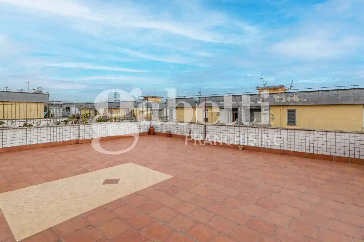 Appartamento in vendita a Giugliano in Campania