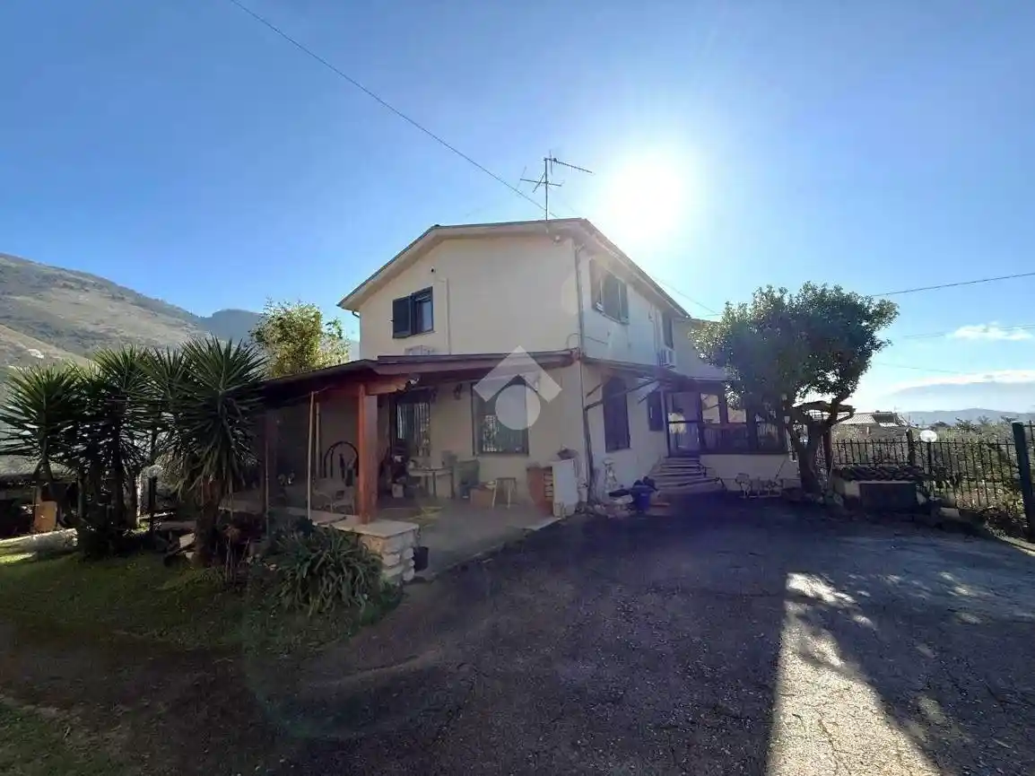 Villa in vendita a Piglio