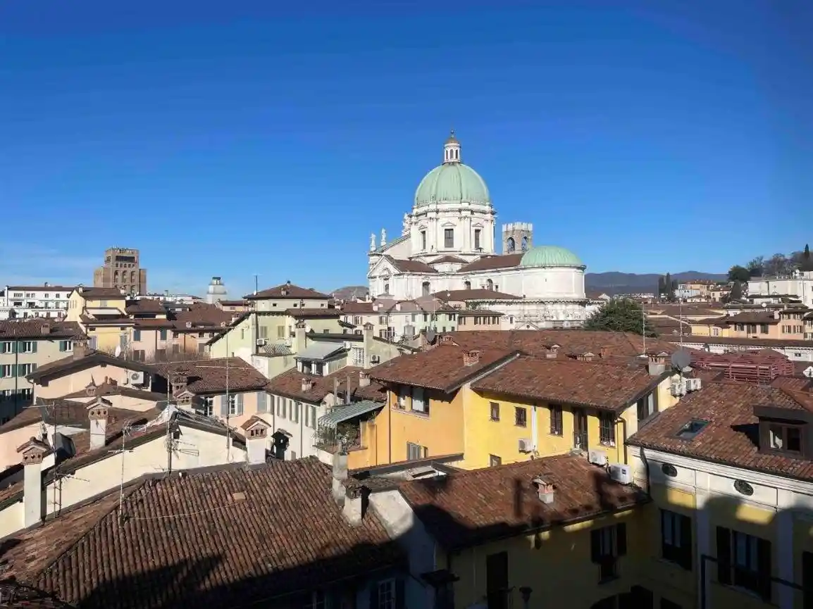 Appartamento in affitto a Brescia