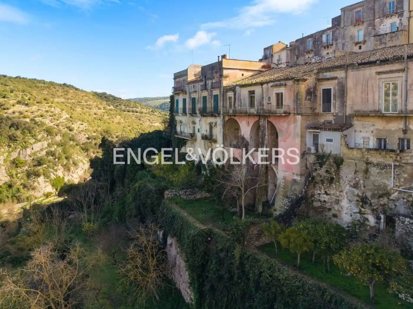 Casa indipendente in vendita a Ragusa