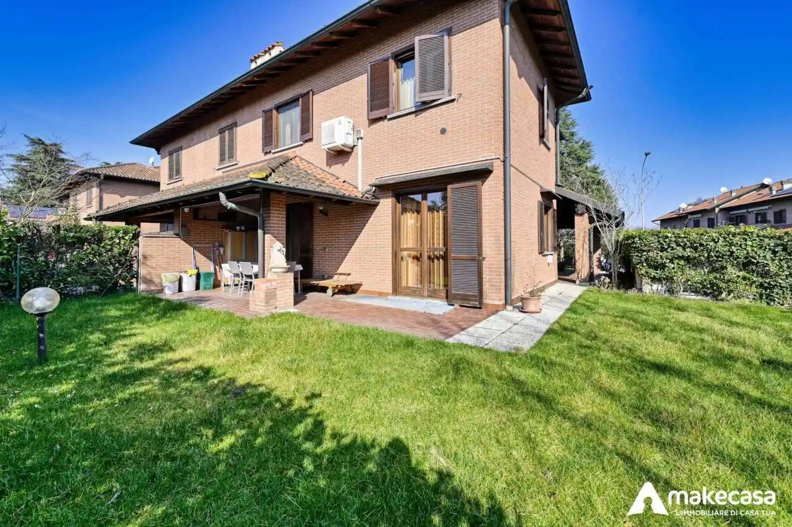 Villa in vendita a Vizzolo Predabissi