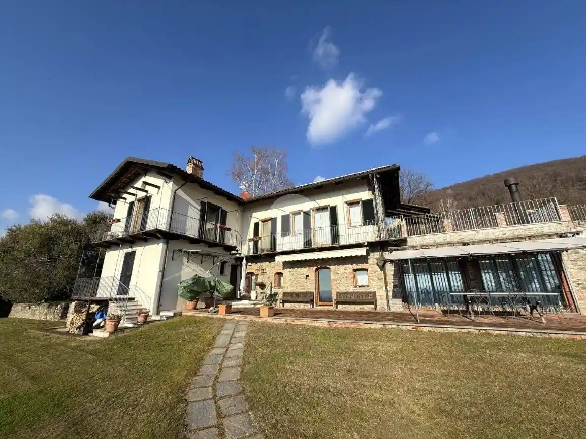 Villa in vendita a Bollengo