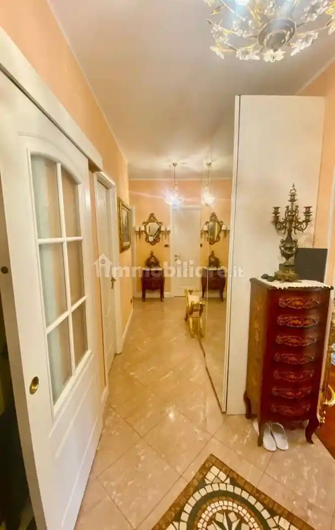 Appartamento in vendita a Trieste